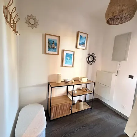 Terrasse Au Port Dhyeres, Piscine, Parking * Hyeres